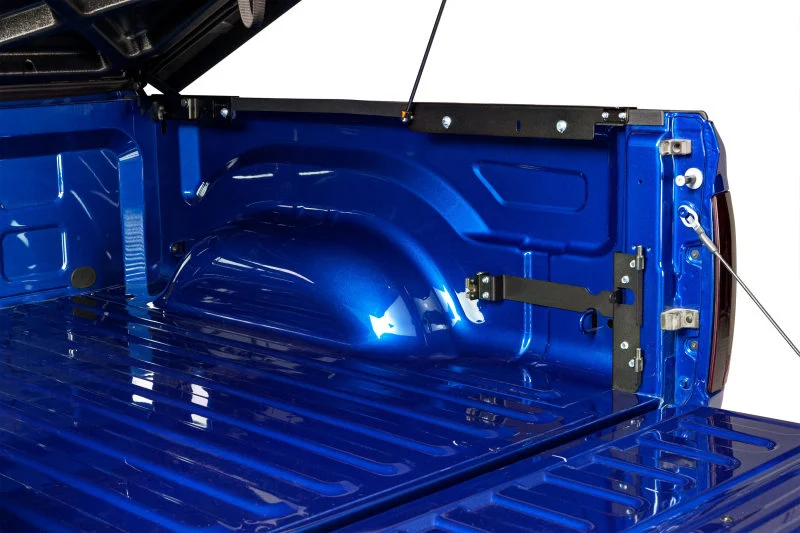 Undercover 17P - SwingCase Bracket & Hardware Fits- SC102P SC202P SC301P SC500P SC900P