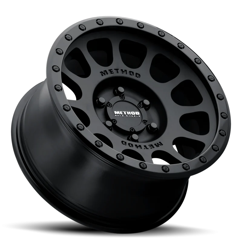 Method MR305 NV 17x8.5 0mm Offset 5x150 116.5mm CB Matte-Gloss Black Wheel