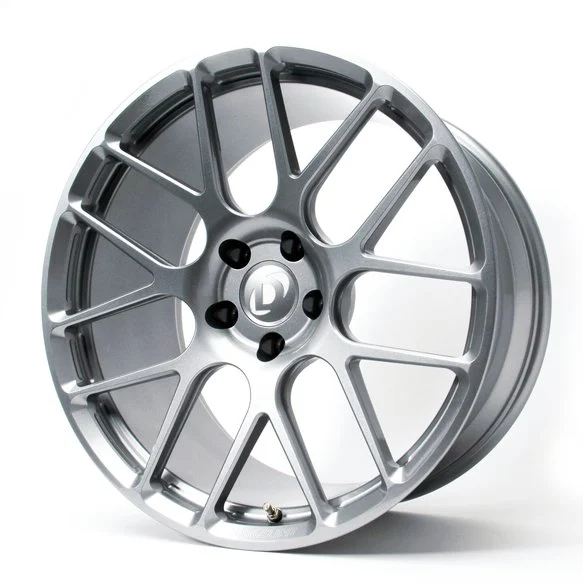Forgeline SE1 Performance Wheel Set - 2012-2016 BMW M5 Front: 20 x 9.5 - Rear: 20 x 10.5 - Silver - Dinan Center Cap - F10