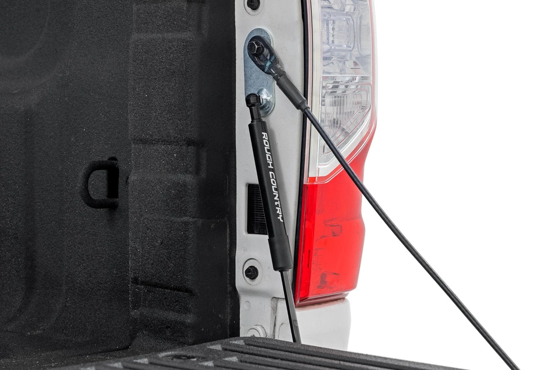 Tailgate Assist | Nissan Titan 2WD/4WD (2017-2024)
