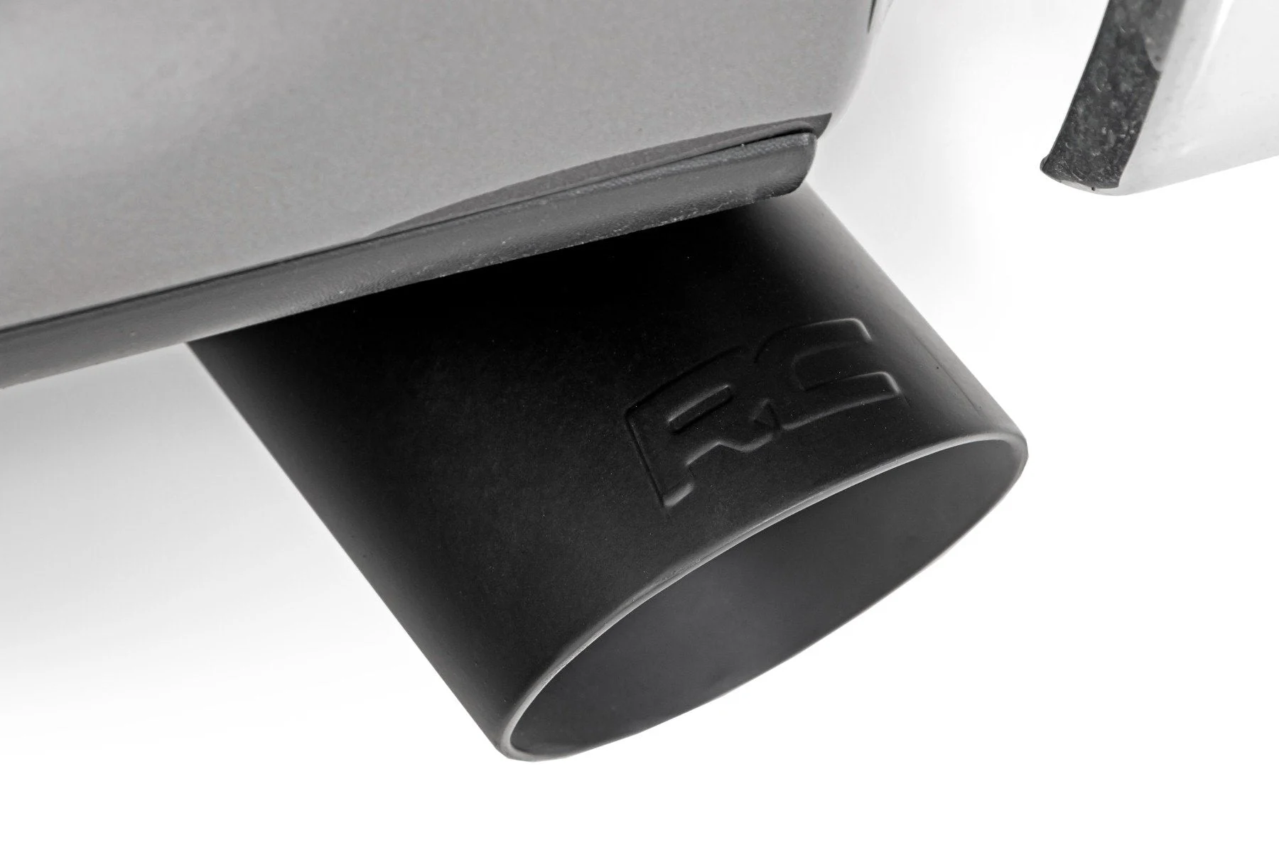 Exhaust Tip | Black | RC Logo | 2.5-3.125 Inch Pipe