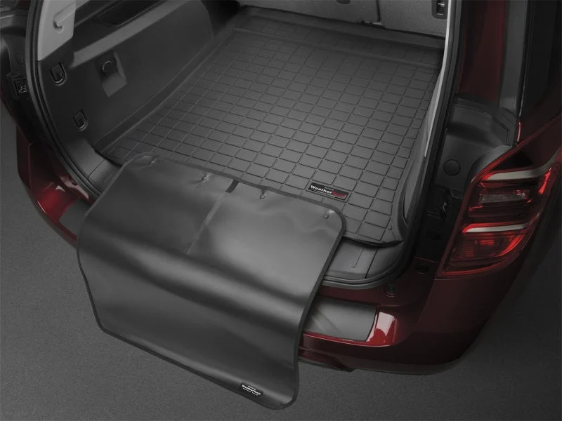 WeatherTech 22-25 Hyundai Tucson Cargo Liner w/Bumper Protector - Black