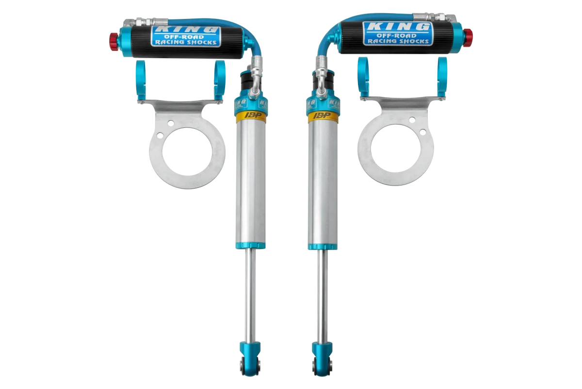 King Shocks 2014+ Ram 2500/3500 4WD Front 2.5 Dia Piggy Hose Shock w/ Adj. & IBP (Pair)