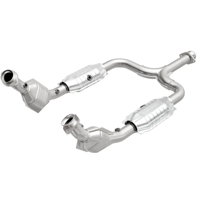 MagnaFlow Direct Fit Catalytic Converter 99-01 Mustang 3.8L 50S