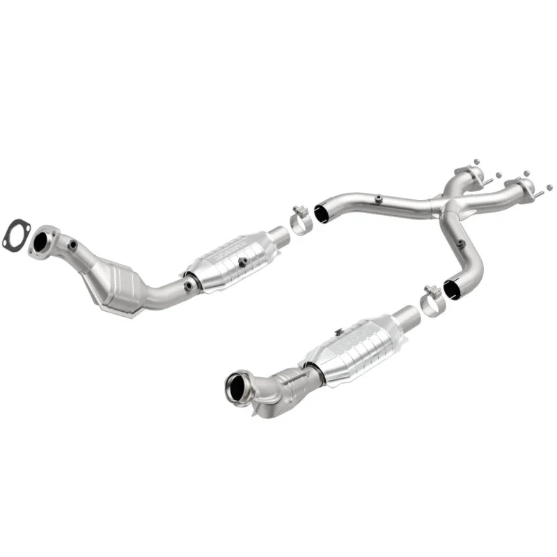 MagnaFlow Direct Fit Catalytic Converter 99-01 Mustang 4.6L 50S