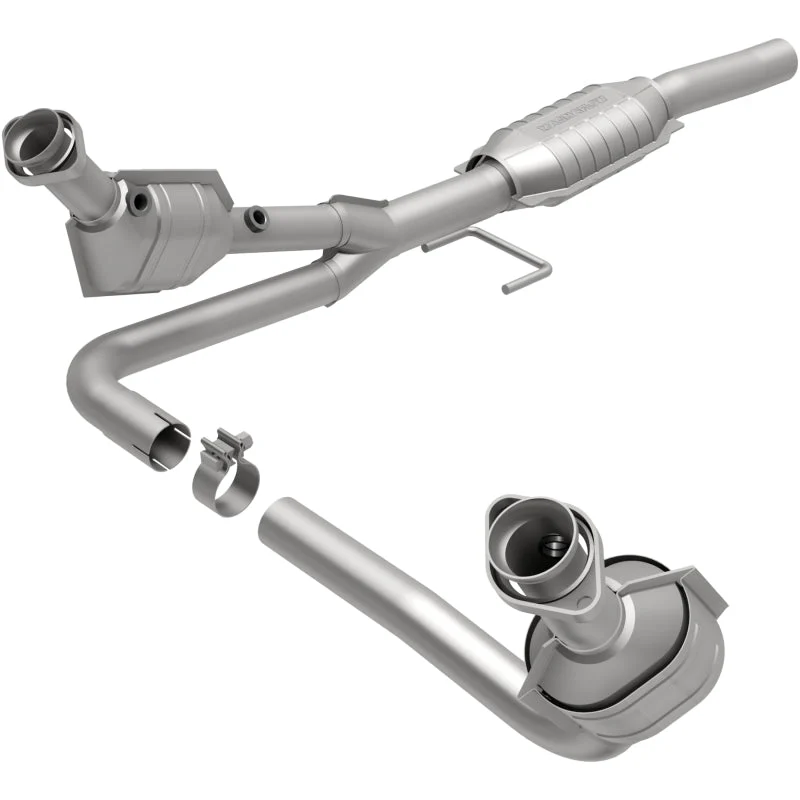 MagnaFlow Direct Fit Catalytic Converter 00-03 Dodge Dakota 3.9L