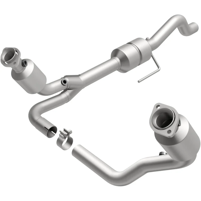 MagnaFlow Direct Fit Catalytic Converter 00-03 Durango 4WD 4.7L