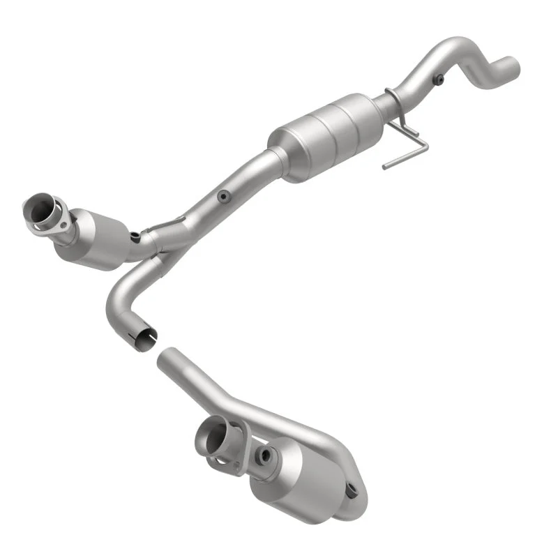 MagnaFlow Direct Fit Catalytic Converter 00-03 Durango 4WD 5.9L